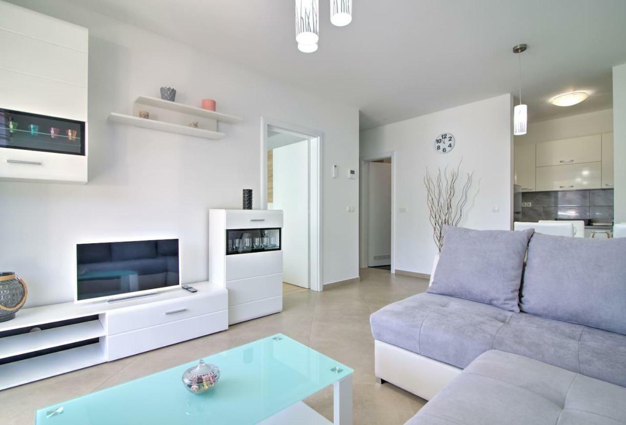 Apartment Waves-Villa Sunce Senj  Exterior photo